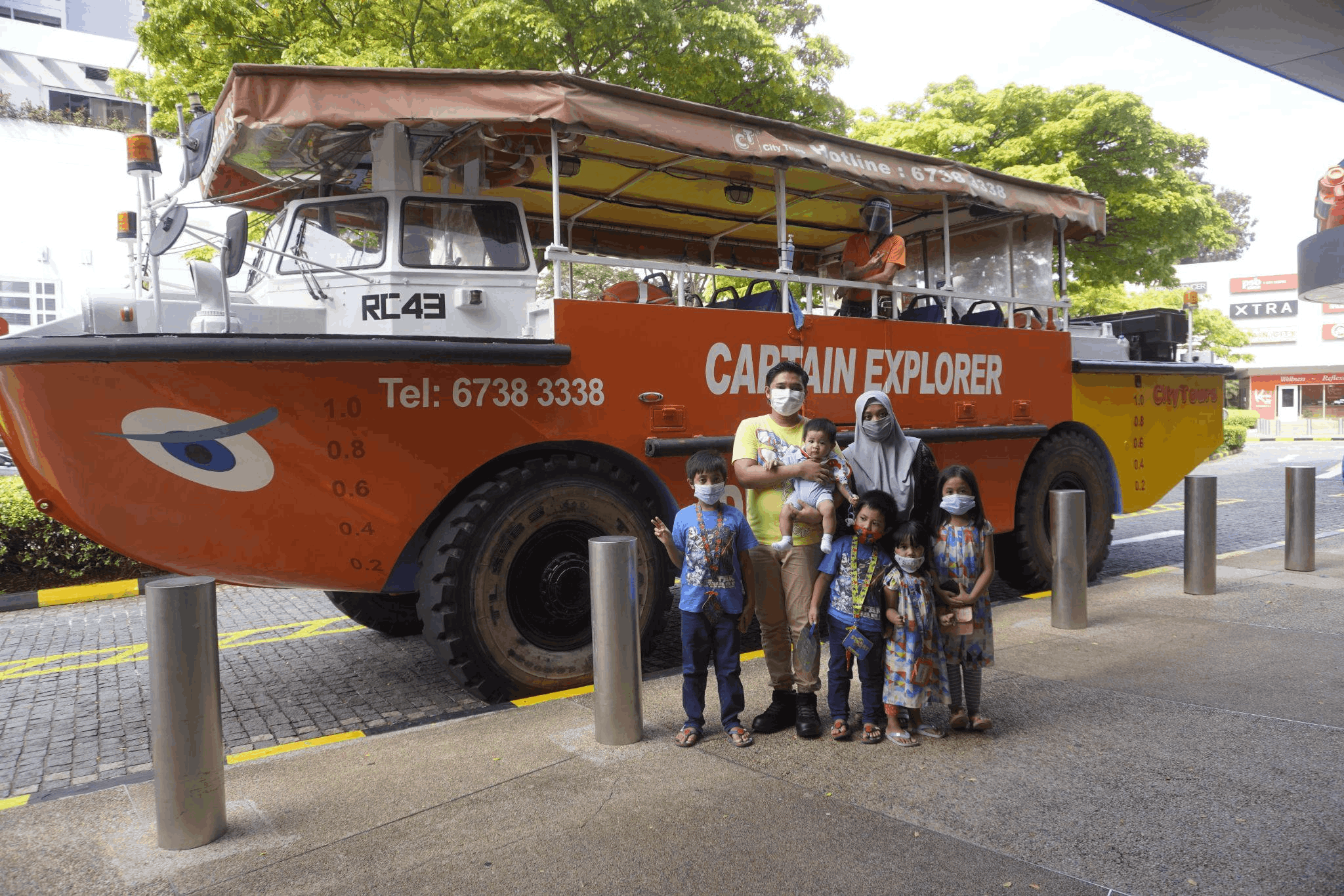Captain Explorer DUKW Tour Family Photo