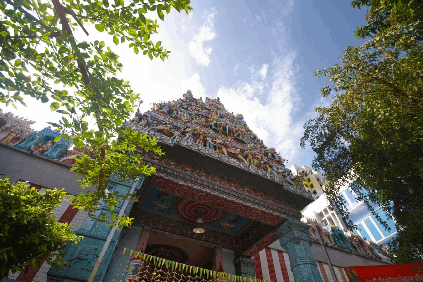 Little India Singapore - Sri Veeramakaliamman Temple