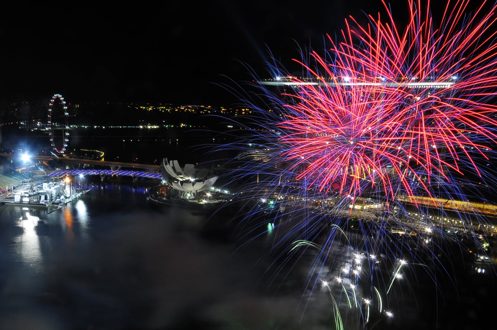 New Year Countdown - Fireworks at Marina Bay Singapore