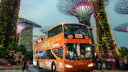 FunVee Night Tour with Singapore River Cruise